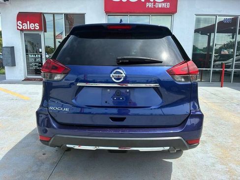 Used 2018 Nissan Rogue S w/ S Value Package FWD image 4