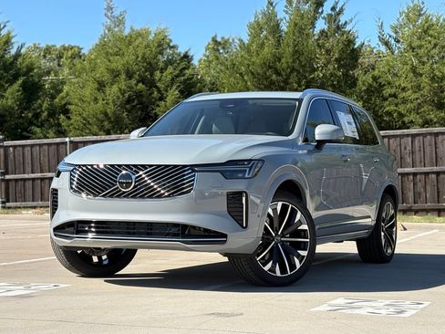 New 2026 Volvo XC90 B6 Ultra image 2