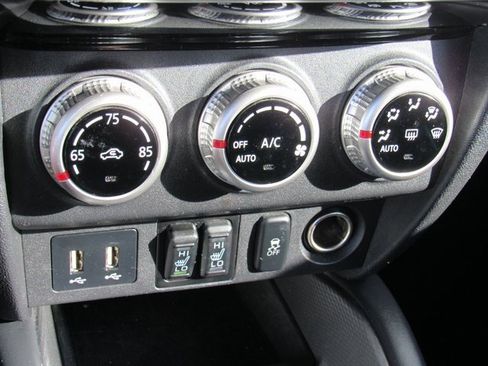 Used 2022 Mitsubishi Outlander Sport SE image 13