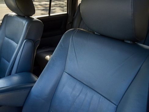 Used 1999 Toyota Land Cruiser image 26