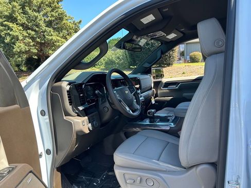 New 2026 Chevrolet Silverado 1500 LTZ w/ LTZ Convenience Package II image 38