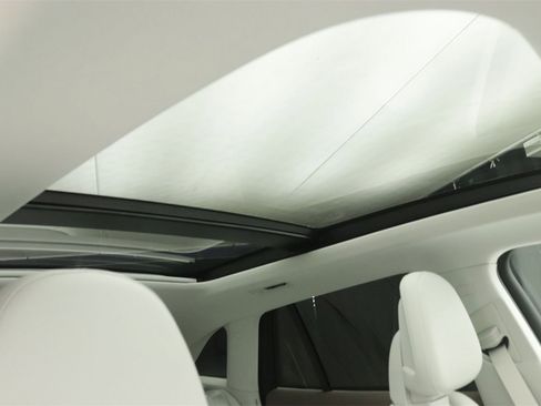 New 2026 Mercedes-Benz EQE 320+ SUV image 13