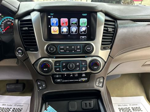 Used 2018 Chevrolet Suburban Premier image 32