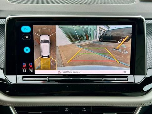 New 2026 Volkswagen Atlas Cross Sport SEL Premium R-Line image 26