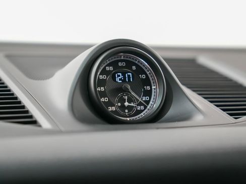 New 2026 Porsche Macan image 29