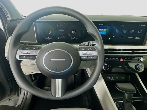 New 2026 Hyundai Tucson SEL FWD image 10