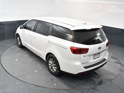 Used 2021 Kia Sedona LX image 28