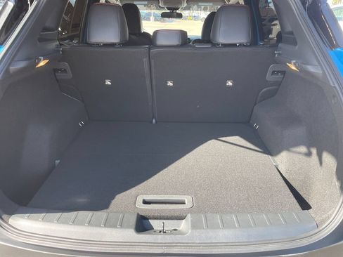 Certified 2025 Nissan Kicks SR FWD image 26
