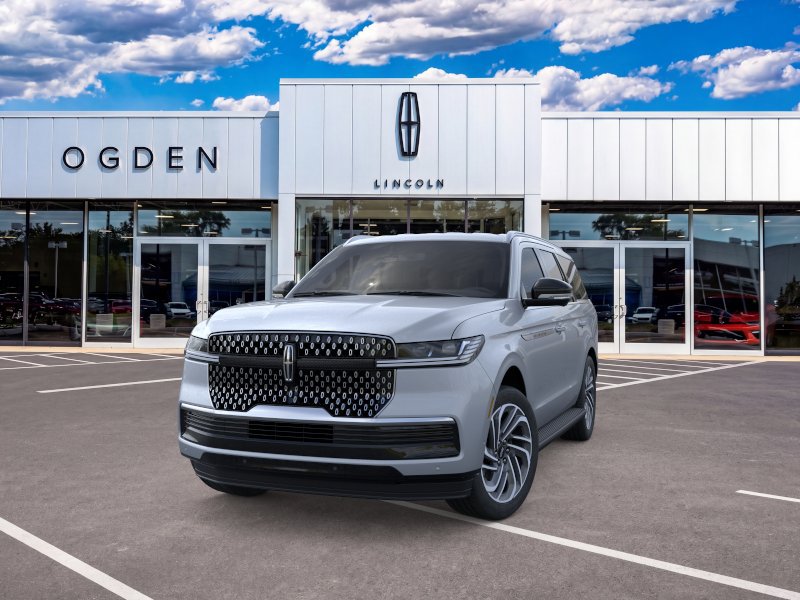 New 2026 Lincoln Navigator Premiere AWD/4WD image 2