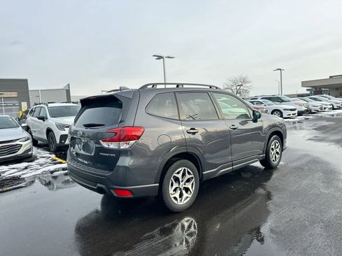 Certified 2023 Subaru Forester Premium image 13