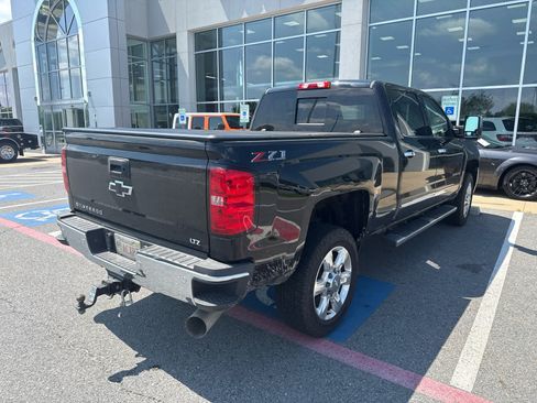 Used 2019 Chevrolet Silverado 2500 LTZ w/ Duramax Plus Package AWD/4WD image 3