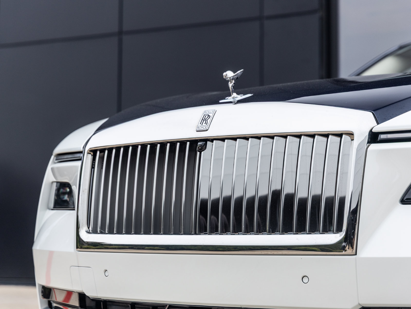 Certified 2026 Rolls-Royce Spectre w/ Spectre Enhancement Package AWD/4WD image 18