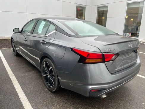 Used 2024 Nissan Altima 2.5 SR image 3