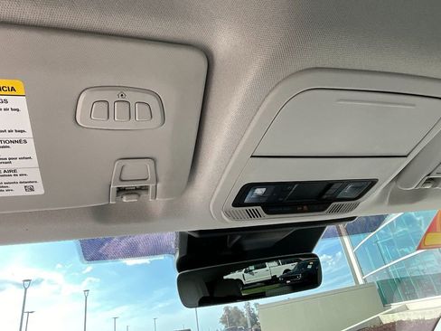 Used 2022 Ford Mustang Mach-E Premium image 23