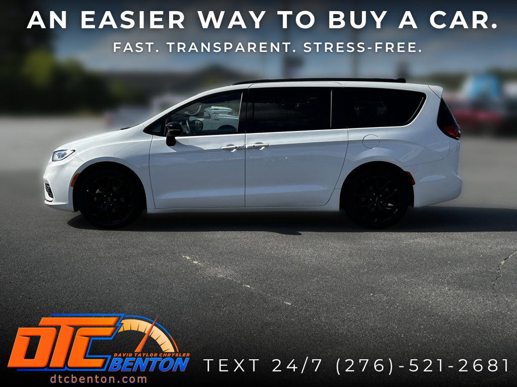 Used 2025 Chrysler Pacifica Limited FWD image 8