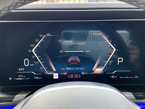 Certified 2025 BMW 740i image 25