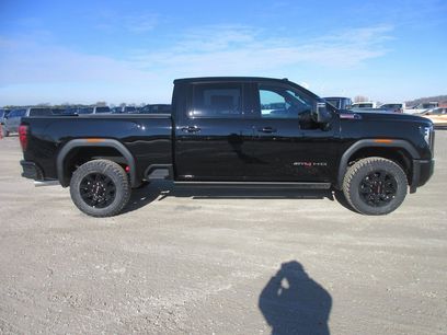 New 2026 GMC Sierra 2500 AT4 w/ AT4 Premium Plus Package