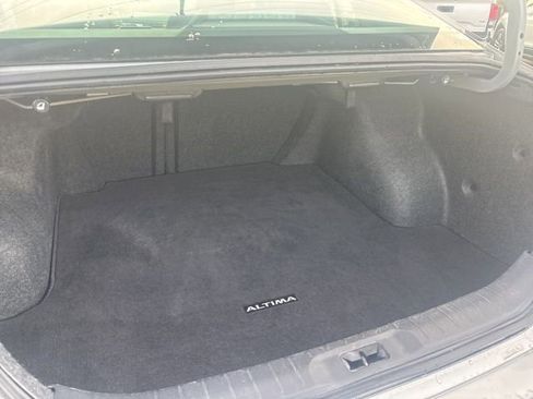 Used 2022 Nissan Altima 2.5 SV image 19