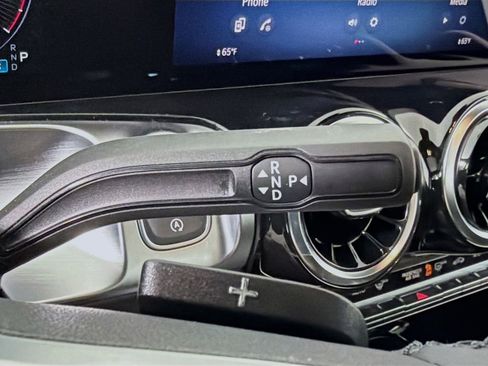 New 2026 Mercedes-Benz GLB 250 4MATIC image 19