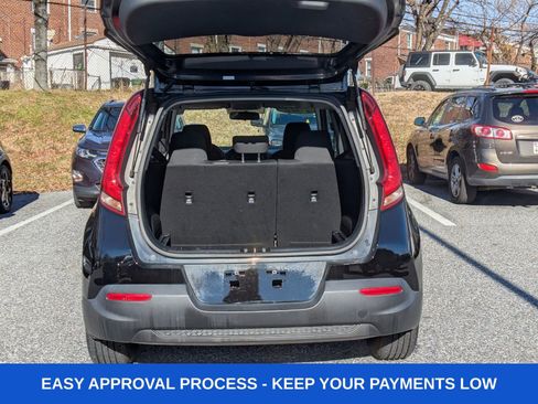 Used 2022 Kia Soul LX image 7