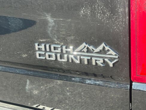 Used 2022 Chevrolet Silverado 1500 High Country image 33