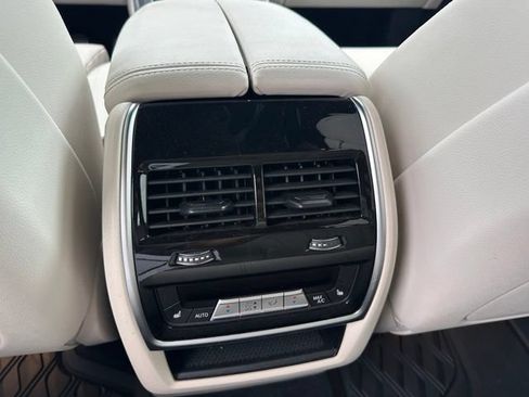 Used 2022 BMW X5 xDrive45e w/ M Sport Package AWD/4WD image 35