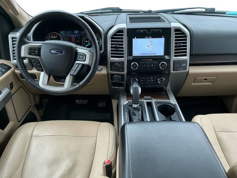 Used 2016 Ford F150 Lariat image 17