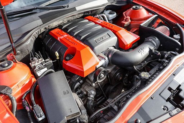 Used 2010 Chevrolet Camaro SS RWD image 15