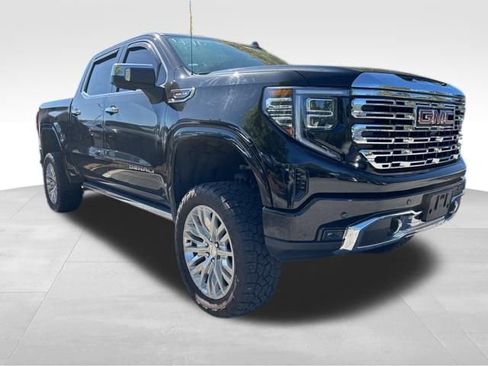 Used 2022 GMC Sierra 1500 Denali image 1