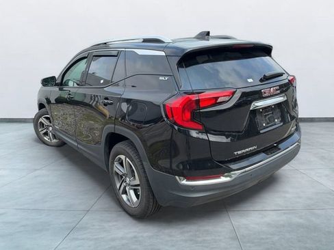 Used 2021 GMC Terrain SLT w/ Infotainment Package II AWD/4WD image 4