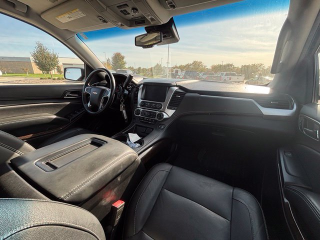 Used 2020 Chevrolet Suburban LT AWD/4WD image 37