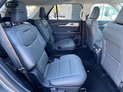 New 2026 Ford Explorer Active w/ Active Comfort Package image 15
