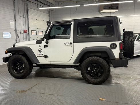 Used 2013 Jeep Wrangler Sport AWD/4WD image 12