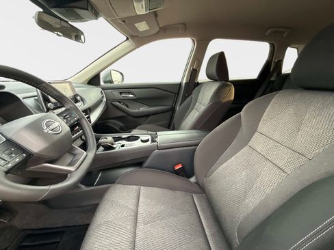 Used 2026 Nissan Rogue SV image 23