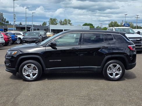 Used 2024 Jeep Compass Sport AWD/4WD image 29