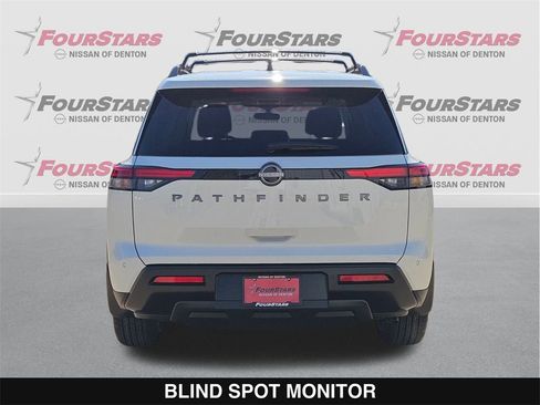 New 2026 Nissan Pathfinder SV image 5