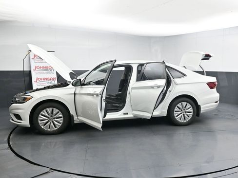 Used 2019 Volkswagen Jetta S image 28