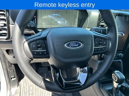 Used 2025 Ford Ranger XLT w/ Convenience Package AWD/4WD image 9