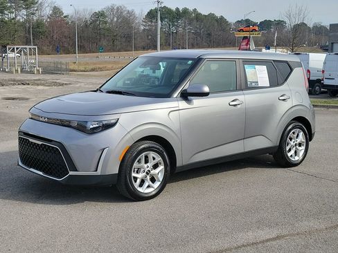 Used 2024 Kia Soul LX w/ Option Group 015 image 7