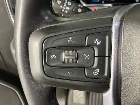 Used 2022 GMC Sierra 1500 SLE image 17