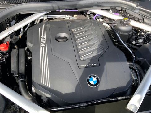 Used 2023 BMW X5 xDrive40i w/ Premium Package AWD/4WD image 30