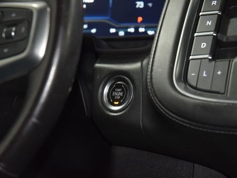 Used 2022 Chevrolet Tahoe Z71 w/ Luxury Package image 33