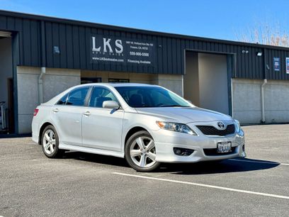 Used 2011 Toyota Camry SE w/ SE Extra-Value Pkg #1