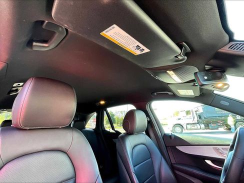 Used 2022 Mercedes-Benz GLC 300 GLC 300 w/ Premium Package Lite image 13