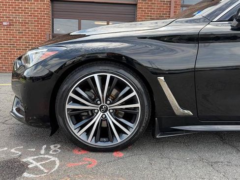 Used 2021 INFINITI Q60 3.0t Luxe w/ Essential Package AWD/4WD image 5