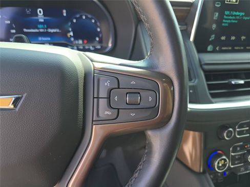 Used 2024 Chevrolet Tahoe High Country w/ Advanced Technology Package AWD/4WD image 30
