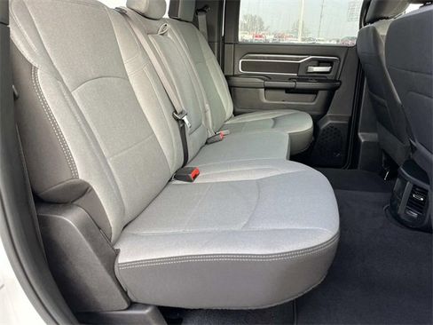 Used 2024 RAM 3500 Big Horn image 25