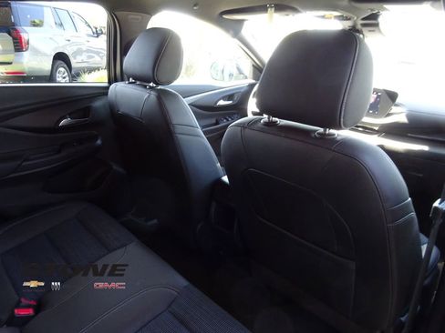 Used 2025 Buick Envista Preferred w/ Convenience I Package image 21