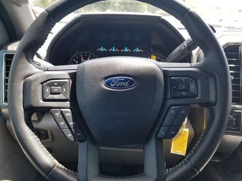 Used 2019 Ford F150 XLT w/ Equipment Group 302A Luxury AWD/4WD image 24