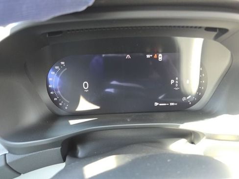 New 2026 Volvo XC40 B5 Plus w/ Climate Package AWD/4WD image 30